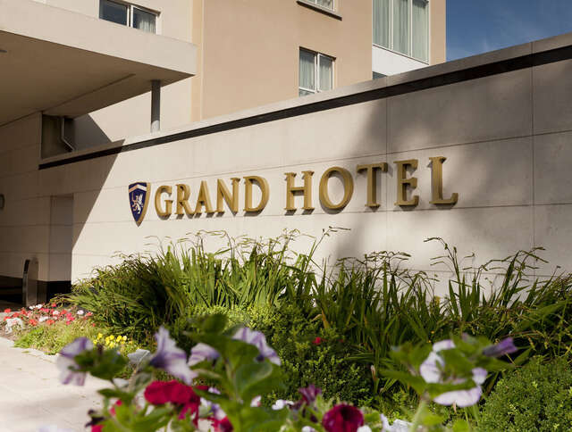 Отель Grand Hotel Малахайд-4